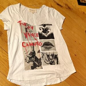 Two By Vince Camuto White, Black And Pink Graphic Tee